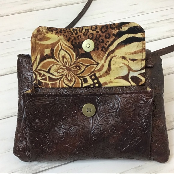 Handmade Faux Leather Purse - Picture 3 of 9